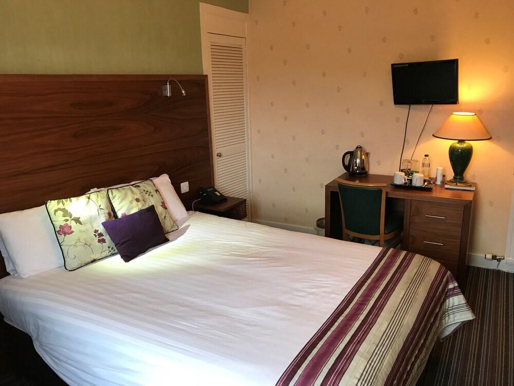 The County Hotel Dalkeith Ngoại thất bức ảnh